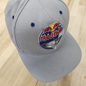 RED BULL HAT MENS Gray Baseball CAP MIDNIGHT RUN Mitchell & Ness Embroidered